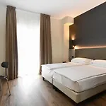 Ξενοδοχείο Eden 4*
