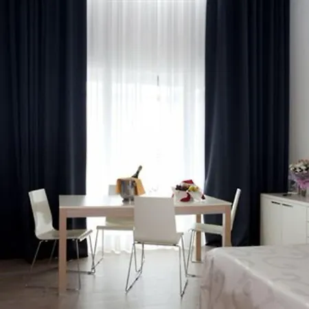 Eden מלון לידו די ג'סולו