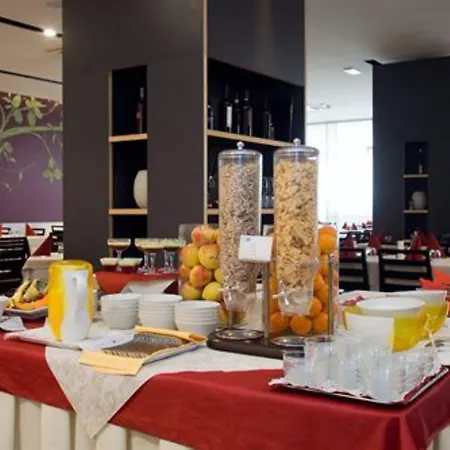 Eden Hotel