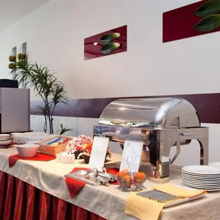 Hotel Eden 4*