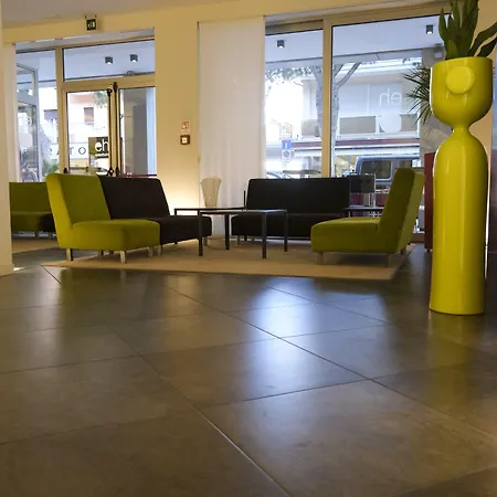 Eden Hotel 4*