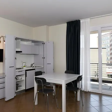 Hotel Eden 4*