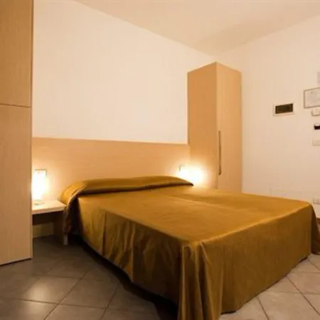 Eden Hotel 4*