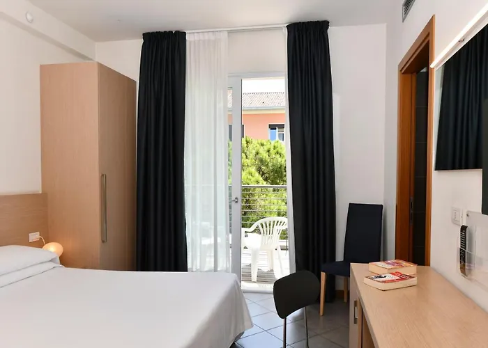 Eden Hotel
